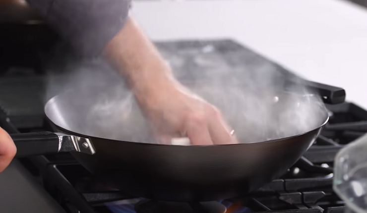 Seasoning a Wok