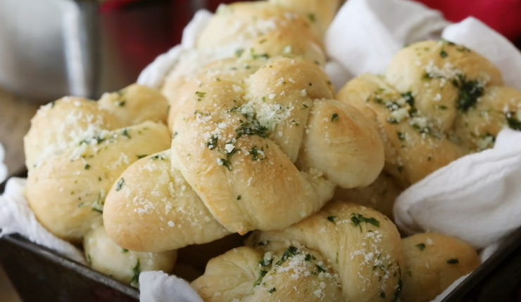 Garlic Knots