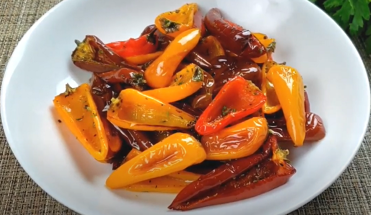 Roasted Bell Pepper Salad with Parmesan