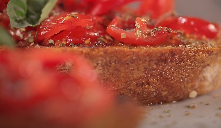 Roasted Tomato Bruschetta